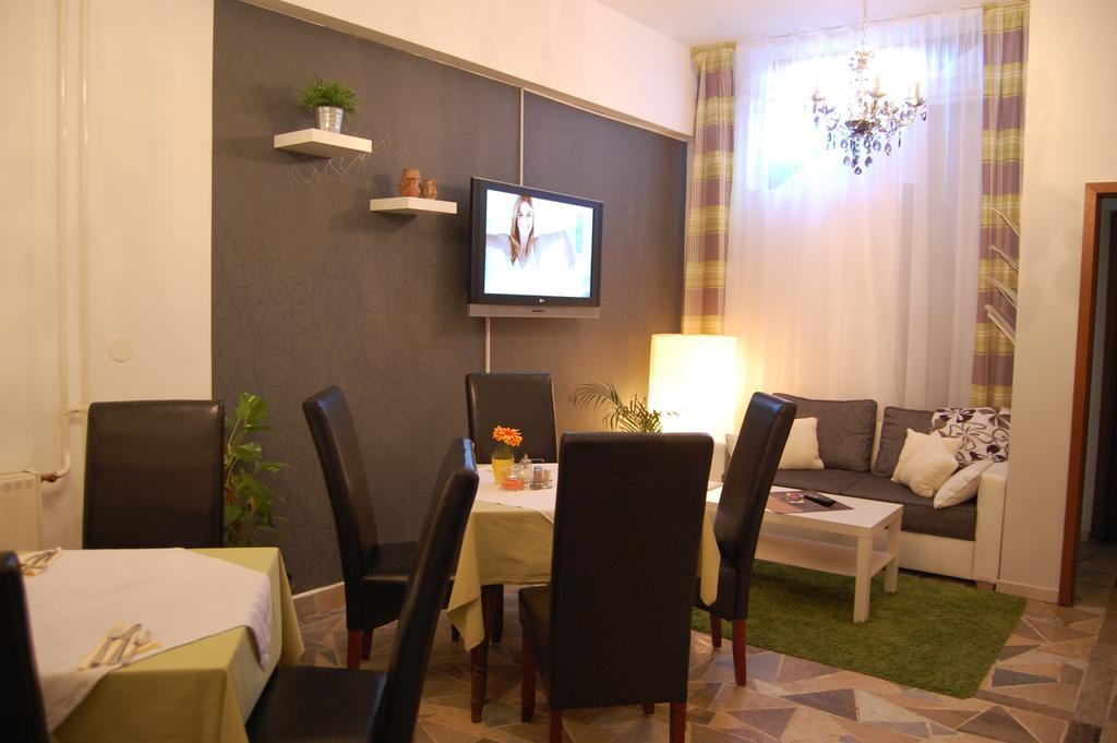 Rooms Hisa Divino Птуй Экстерьер фото